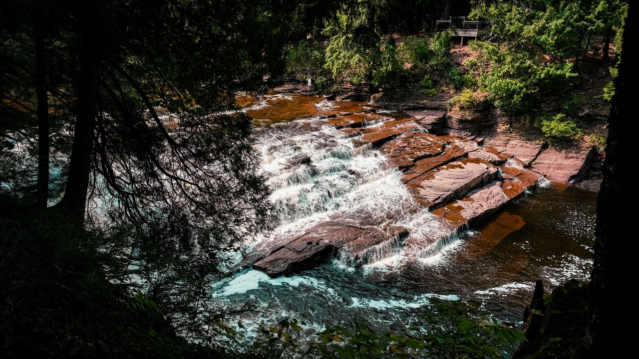 Обои река, каскад, вода, камни, пейзаж, деревья