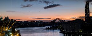 Превью обои река, корабль, мост, город, закат, темный