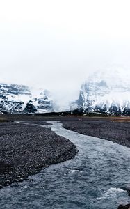 Превью обои река, ледники, горы, туман, течение, камни, исландия
