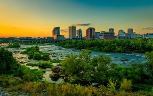 Превью обои река, мост, деревья, здания, город, природа