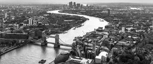 Превью обои река, мост, город, темза, лондон, англия, черно-белый
