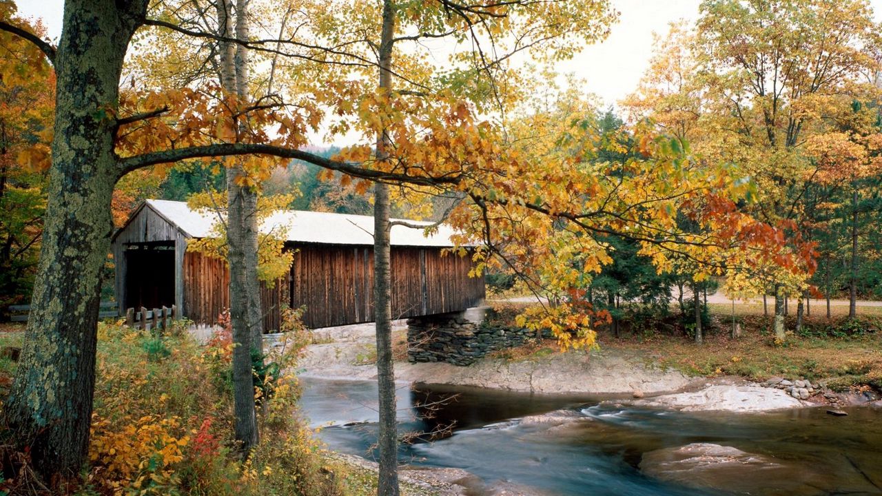 Обои река, мост, waterville, vermont, осень, деревья