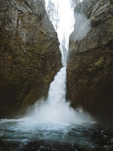 Превью обои река, скала, поток, вода, водопад