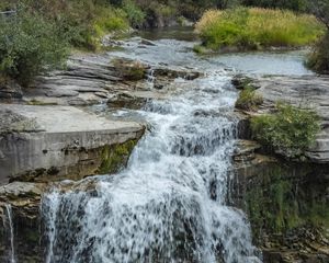 Превью обои река, вода, каскад, водопад, камни, природа