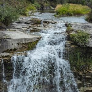 Превью обои река, вода, каскад, водопад, камни, природа