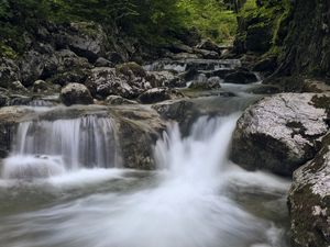 Превью обои река, вода, водопад, каскад, камни, природа