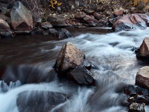 Превью обои река, водопад, камень, длинная выдержка, пейзаж, природа