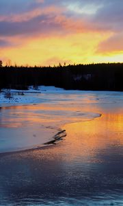 Превью обои река, зима, лед, снег, пейзаж