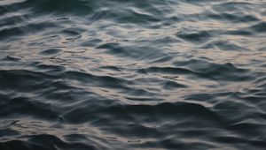 Превью обои рябь, волны, вода, водоем