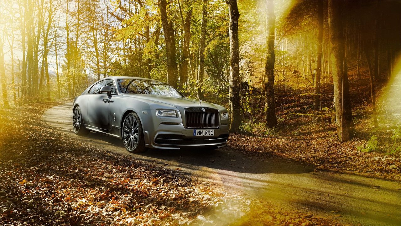 Обои rolls royce, wraith, spofec, серебристый, осень, парк, вид сбоку