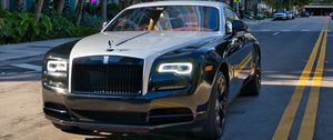 Превью обои rolls-royce, автомобиль, черный, дорога