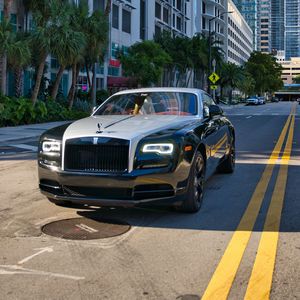 Превью обои rolls-royce, автомобиль, черный, дорога