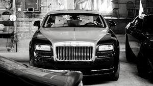 Превью обои rolls-royce, автомобиль, черный, черно-белый