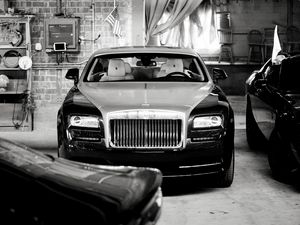 Превью обои rolls-royce, автомобиль, черный, черно-белый