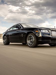 Превью обои rolls-royce, wraith, движение, вид сбоку