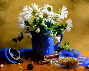 Превью обои ромашки, цветы, кувшин, букет, чашка, шарф, чай