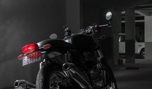 Превью обои royal enfield continental gt 650, royal enfield, мотоцикл, байк, черный, вид сзади