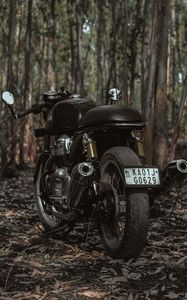 Превью обои royal enfield, мотоцикл, байк, черный, деревья