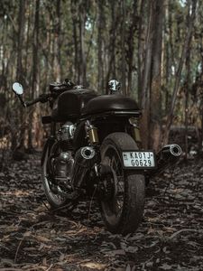 Превью обои royal enfield, мотоцикл, байк, черный, деревья