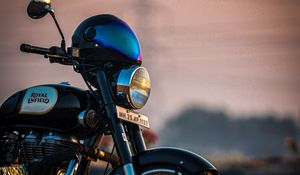 Превью обои royal enfield, мотоцикл, байк, дорога