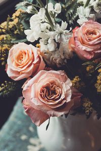 Превью обои розы, букет, бутоны, цветы, размытие