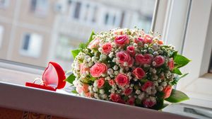 Превью обои розы, букет, шар, жемчужины, окно, кольца, свадьба, счастье