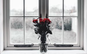 Превью обои розы, букет, ваза, окно