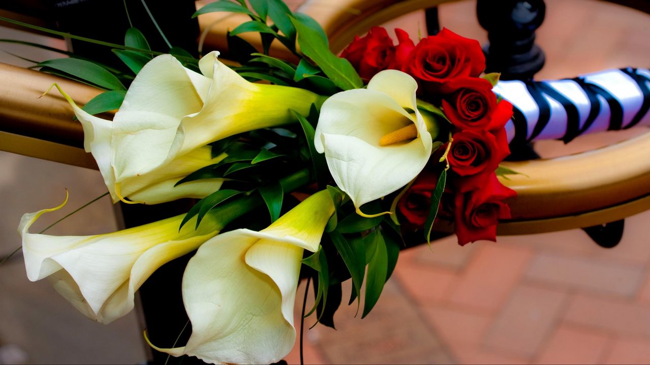Обои розы, каллы, цветы, букет, оформление, красиво