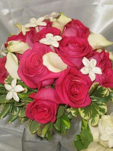 Превью обои розы, каллы, цветы, букет, ткань, оформление