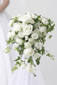 Превью обои розы, цветы, букет, белоснежный, невеста, свадьба