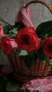 Превью обои розы, цветы, листья, корзина, палантин, стол, стена