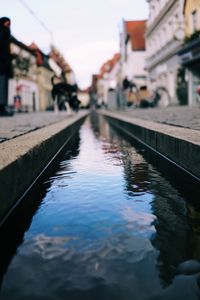 Превью обои ручей, вода, улица, размытие