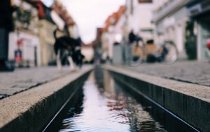 Превью обои ручей, вода, улица, размытие