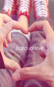 Превью обои руки, пальцы, сердце, пара, любовь