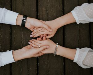 Превью обои руки, пара, нежность