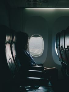Превью обои самолет, девушка, полет, путешествие, иллюминатор