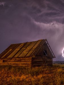 Превью обои сарай, молния, небо, облака