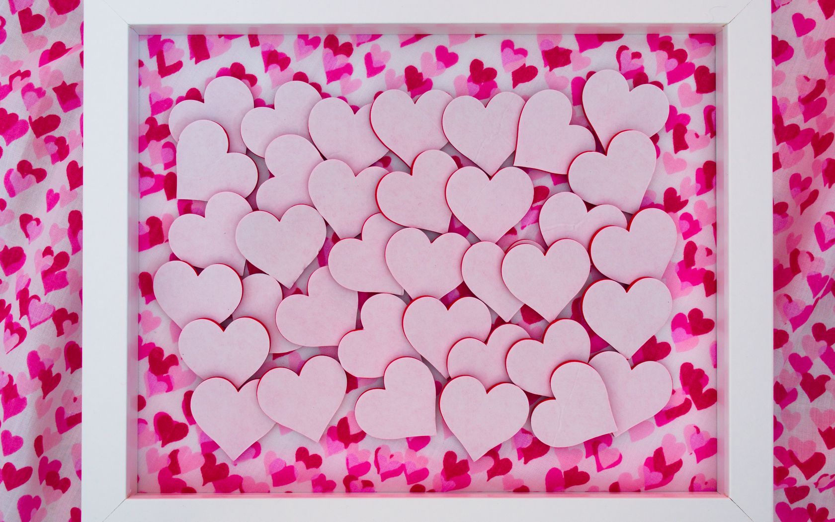 1680x1050 Обои сердечки, любовь, розовый, белый