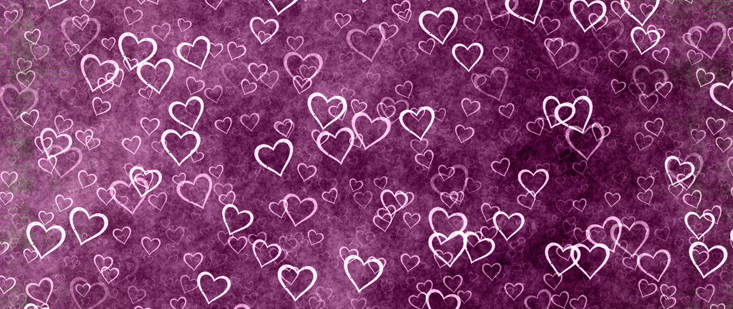 Фиолетовые обои с сердечками