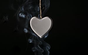 Превью обои сердце, дым, нить, любовь
