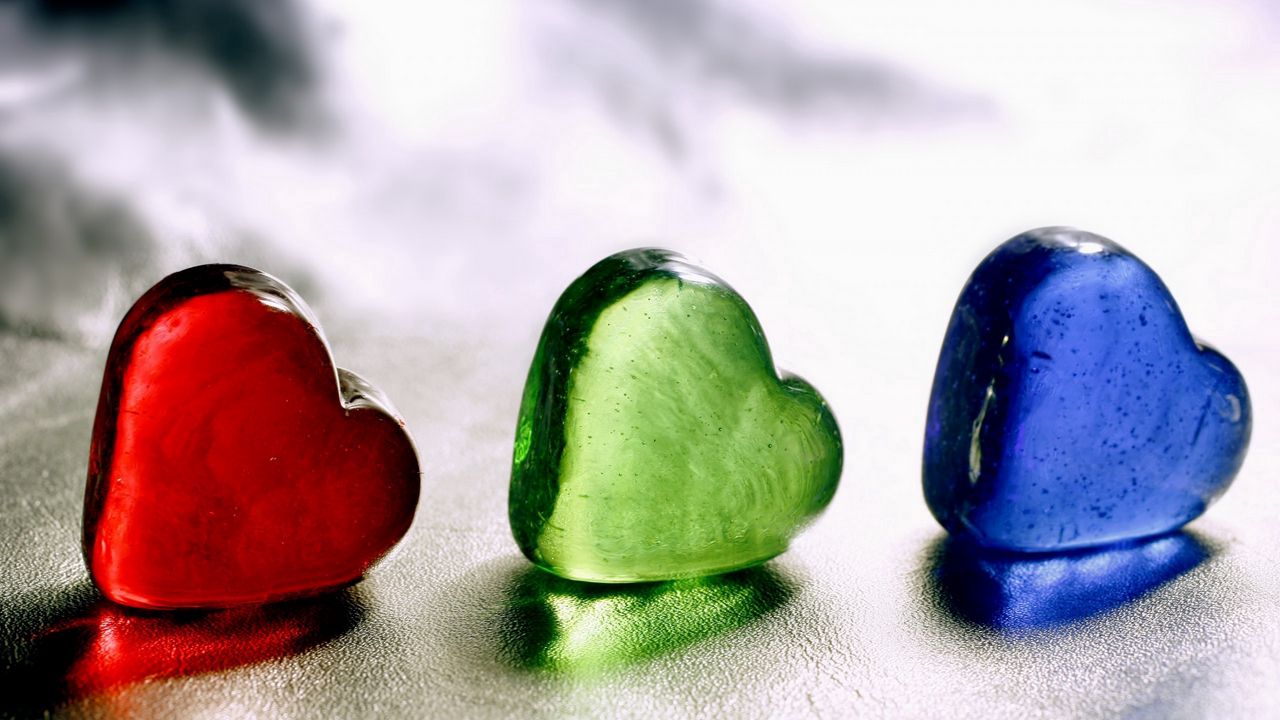 Обои сердце, лед, стекло, разноцветный