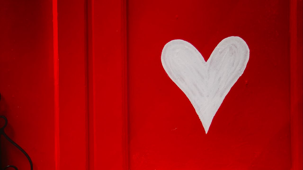 Обои сердце, любовь, романтика, красный, дверь