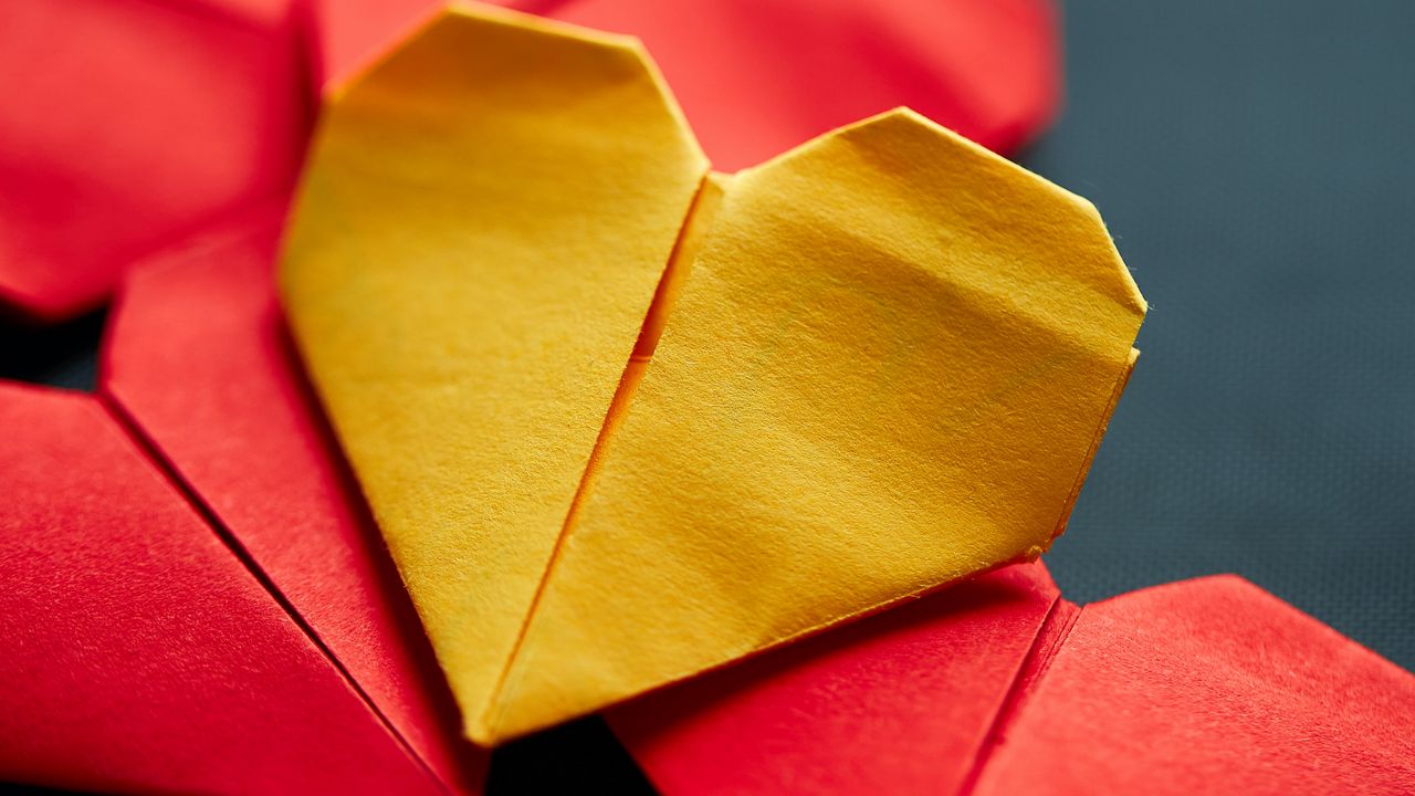 Обои сердце, оригами, любовь, бумага