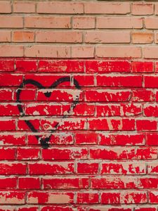 Превью обои сердце, стена, краска, граффити, облезлый, кирпичный