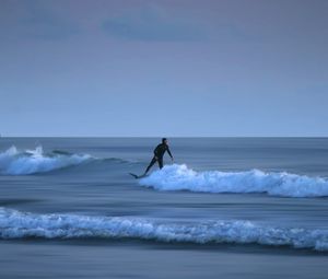 Превью обои серфинг, волны, море, доска, горизонт