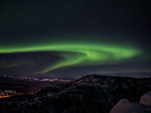 Превью обои северное сияние, холм, ночь, огни