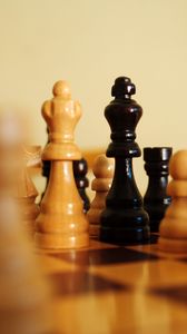 Превью обои шахматы, фигуры, король, королева, игра, игры