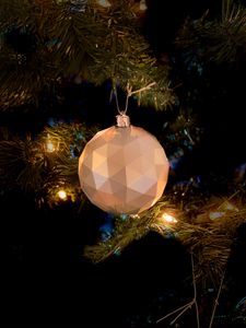 Превью обои шар, декорация, гирлянда, елка, новый год, рождество