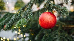 Превью обои шар, красный, украшение, елка, рождество, новый год