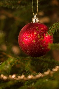 Превью обои шар, украшение, красный, елка, рождество, новый год